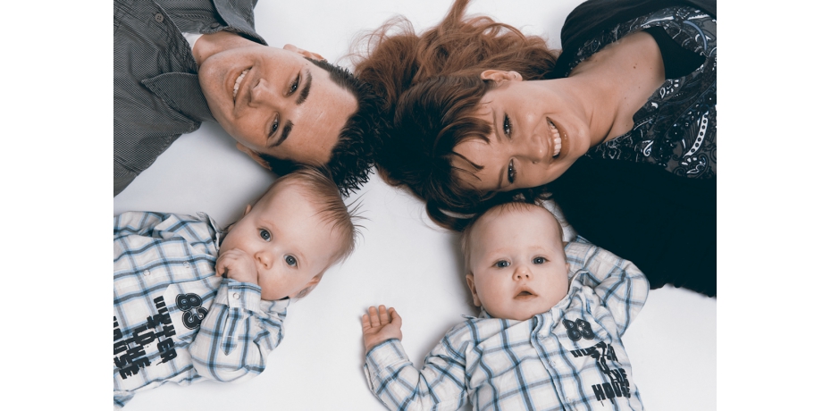 babyfotografie-Amersfoort-tweeling-met-ouders