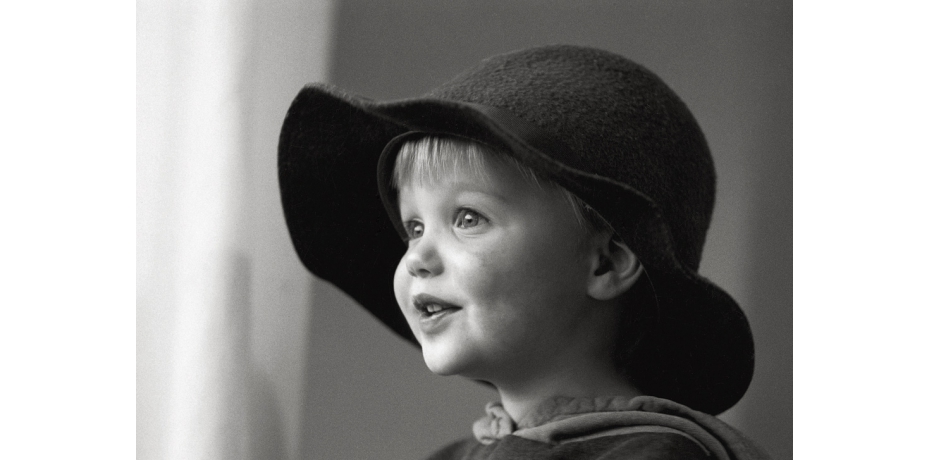 kinderfotografie-Bunschoten-met-hoed